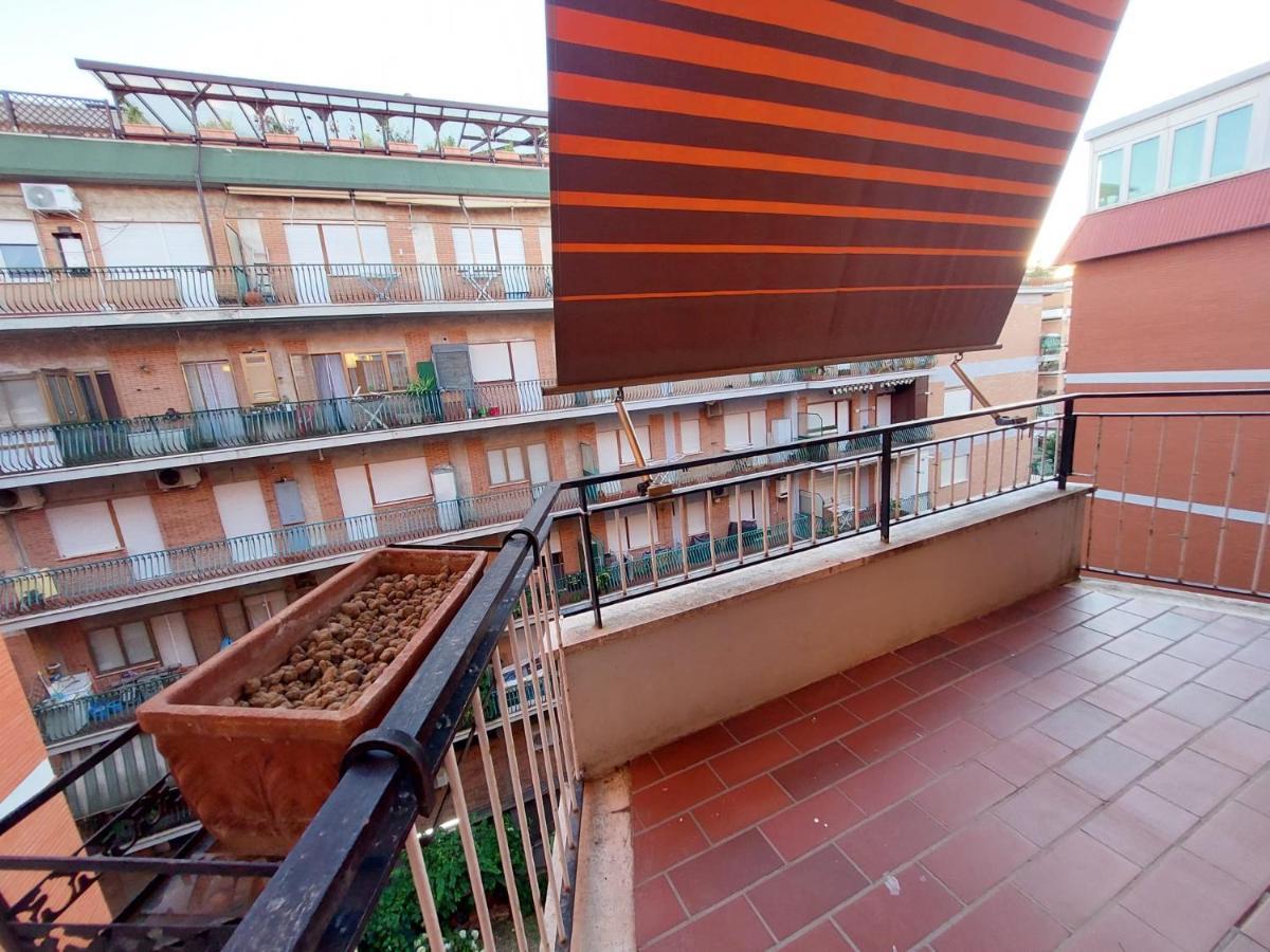 12Min Da Roma Centro Stanza Grande E Luminosa Hotel Ciampino Kültér fotó
